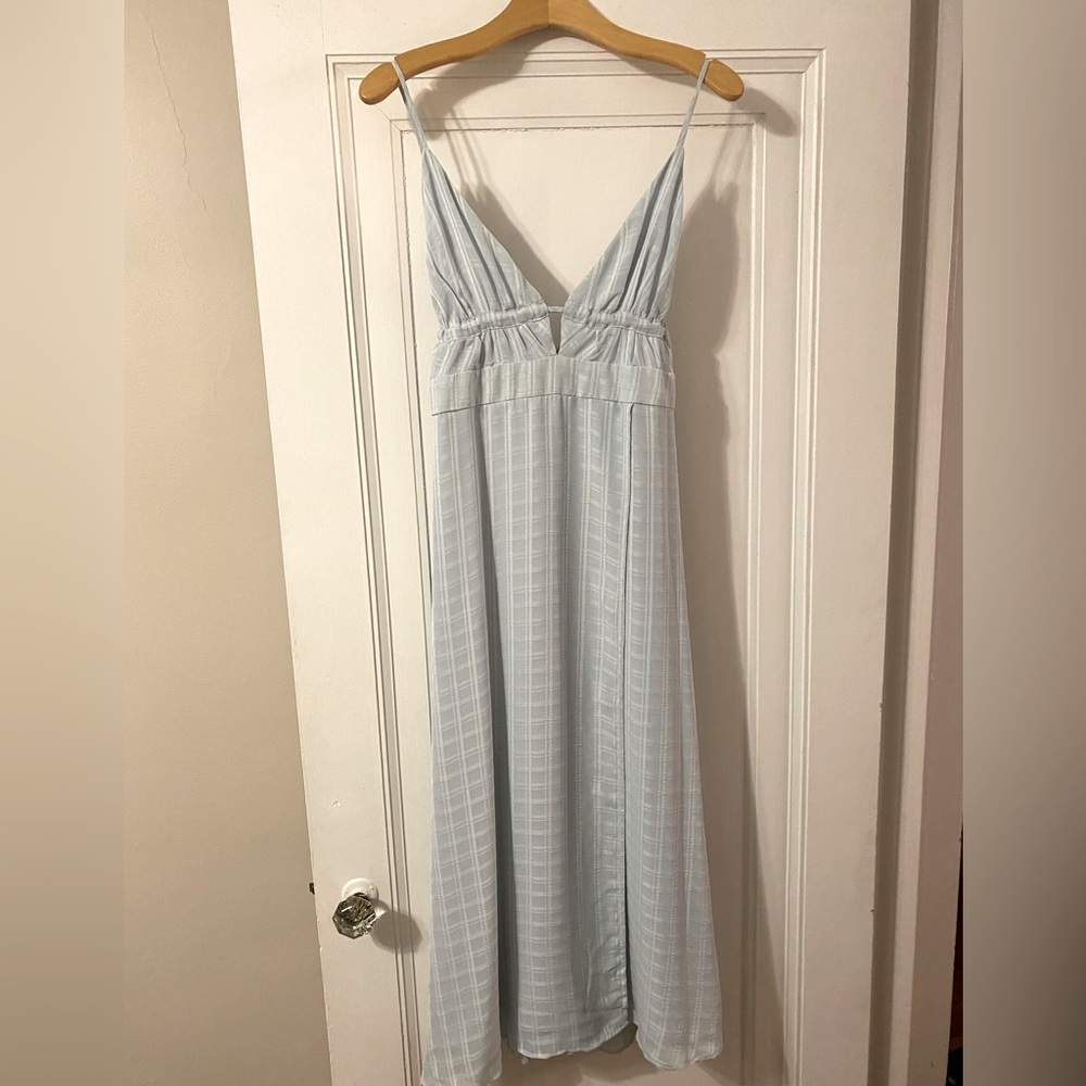 Light plaid, adjustable tie midi dress form Lulu’s